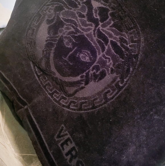 Authentic Versace Medusa Terry Cloth Tote Bag - Picture 4 of 7